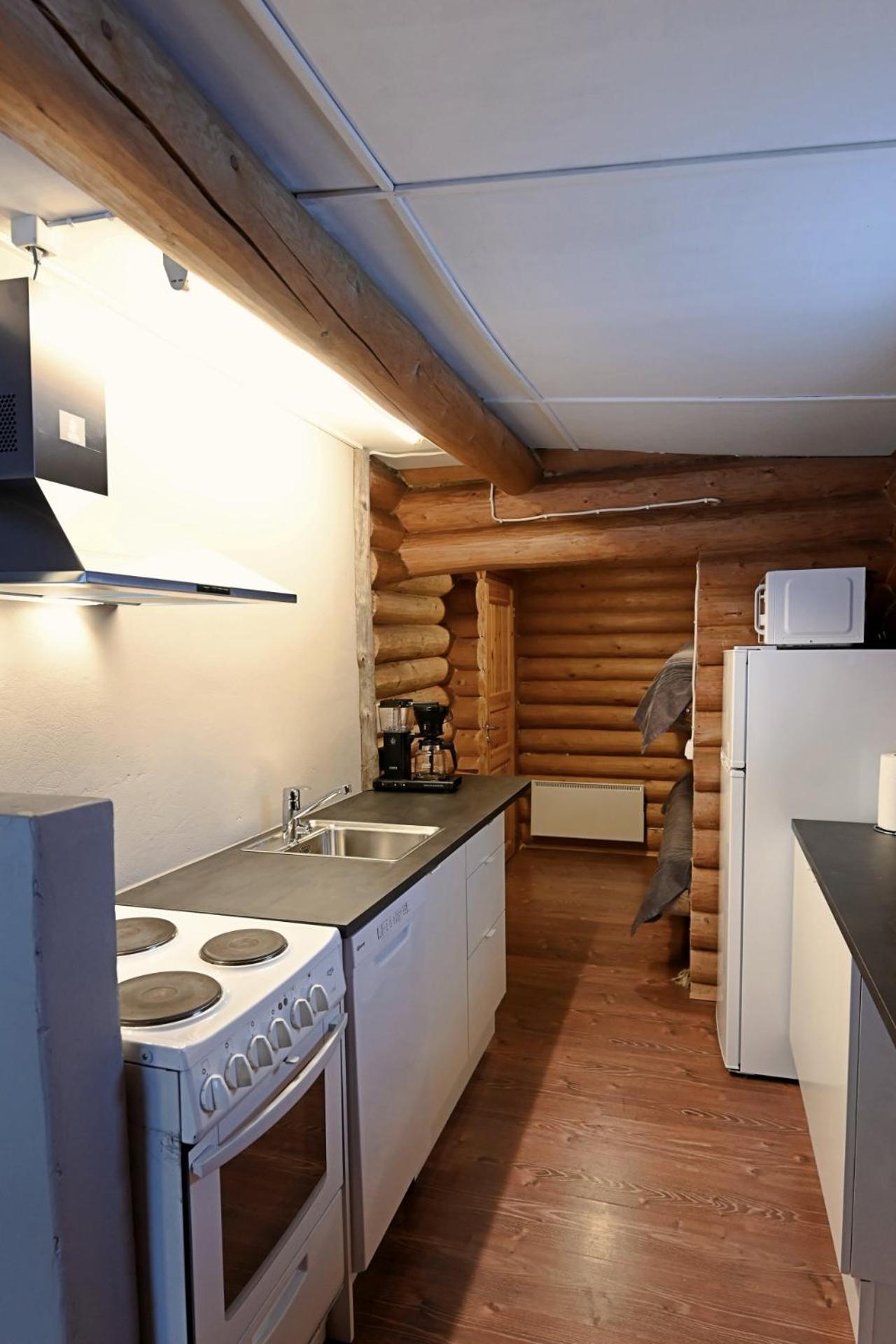 Classic Log Cabin Ski-In Ski-Out Levi Bagian luar foto